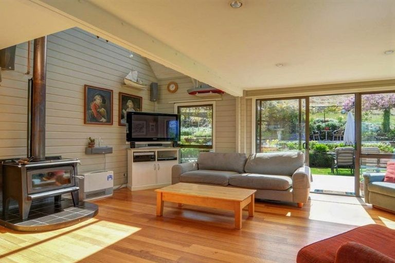 Photo of property in 58 Mountain View Road, Dalefield, Queenstown, 9371