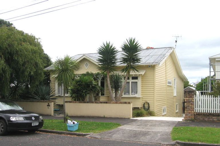 Property details for 93 Marsden Avenue, Mount Eden, Auckland, 1024