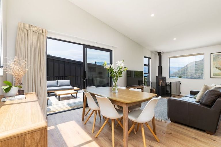 Photo of property in 41b Arawata Terrace, Fernhill, Queenstown, 9300