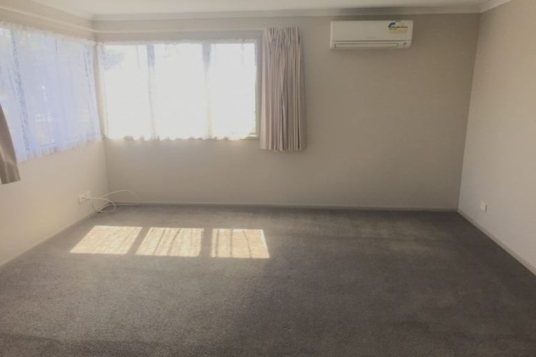 Photo of property in 7a York Road, Papatoetoe, Auckland, 2104