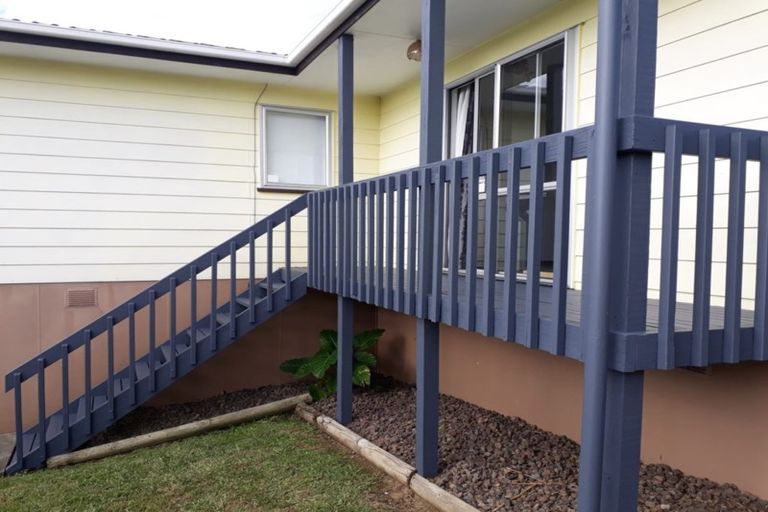 Photo of property in 5 Arlette Place, Massey, Auckland, 0614