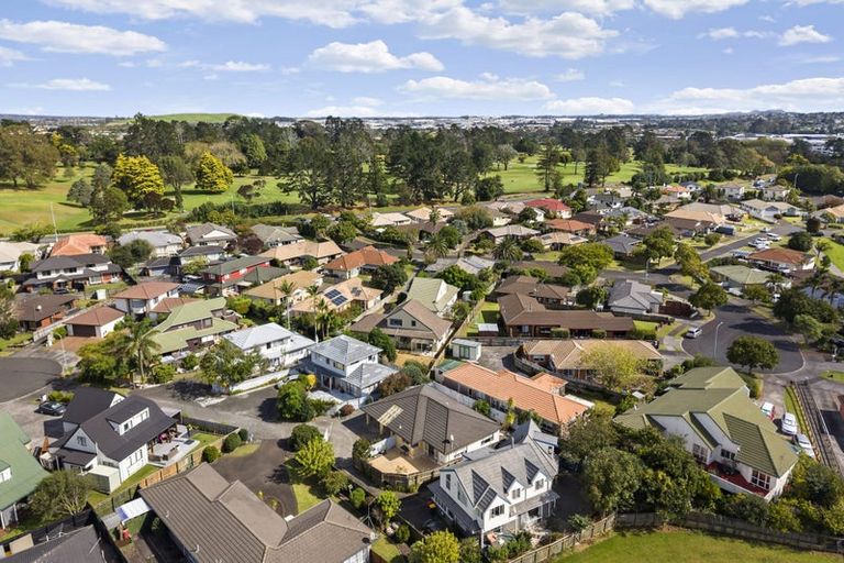 Photo of property in 1/20 Solana Court, Botany Downs, Auckland, 2010