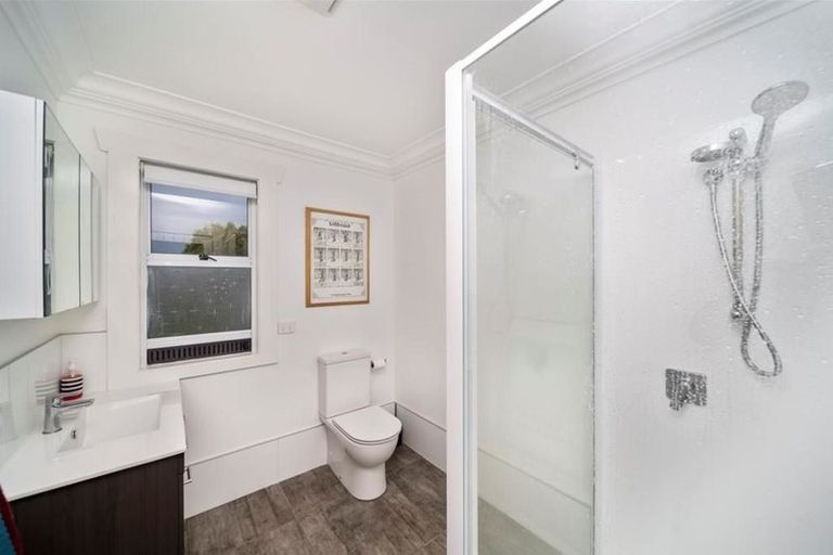 Photo of property in 18 Albion Street, Hawera, 4610