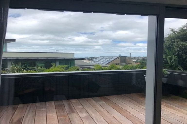 Photo of property in 8b Marama Street, Castor Bay, Auckland, 0620