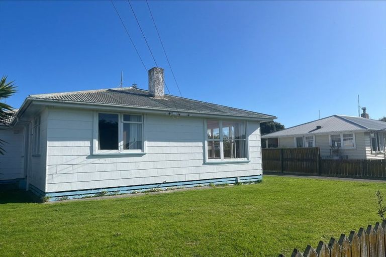 Photo of property in 3 Matai Place, Otaki, 5512