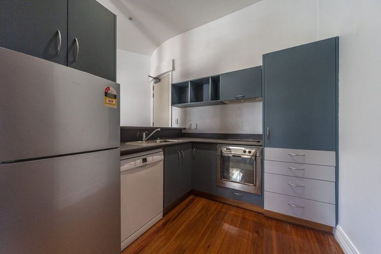 Photo of property in Columbia Apartments, 5/32 Cuba Street, Te Aro, Wellington, 6011