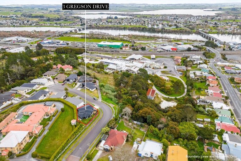 Photo of property in 3 Gregson Drive, Huntly, 3700