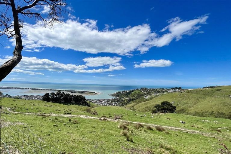 Photo of property in 351 Mount Pleasant Road, Mount Pleasant, Christchurch, 8081