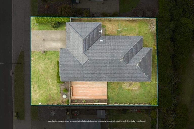 Photo of property in 5 Malbec Place, Huapai, Kumeu, 0810