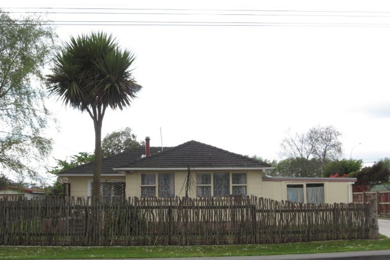 Photo of property in 3 Lee Road, Hannahs Bay, Rotorua, 3010