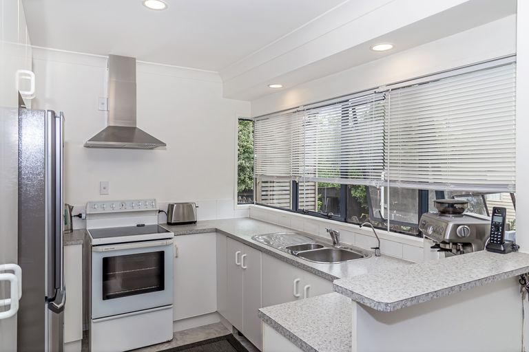 Photo of property in 137 Brightside Road, Stanmore Bay, Whangaparaoa, 0932