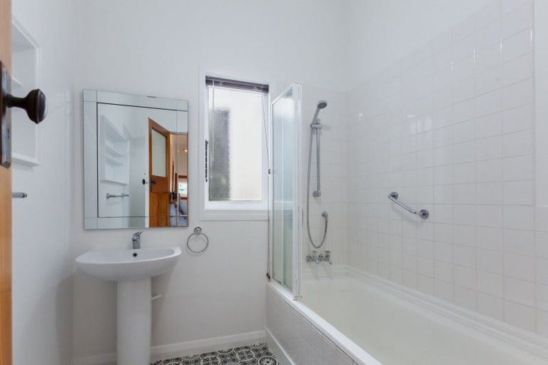 Photo of property in 1 Mcgrath Street, Napier South, Napier, 4110