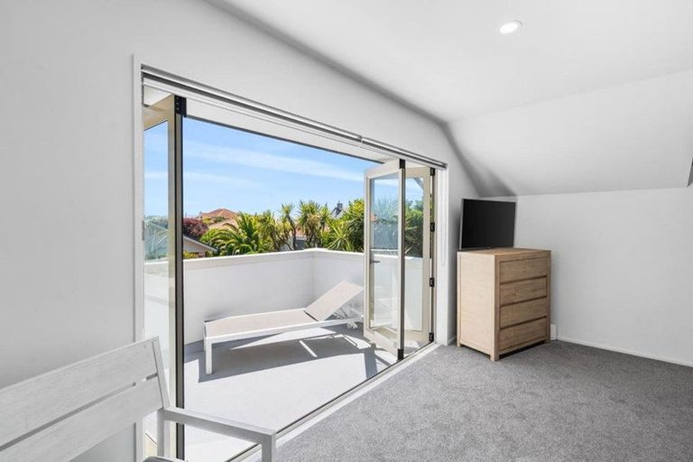 Photo of property in 18 Driftwood Lane, Waimairi Beach, Christchurch, 8083