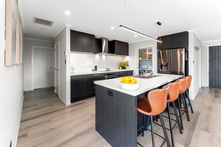 Photo of property in 6 George Fyfe Way, Wakefield, 7025