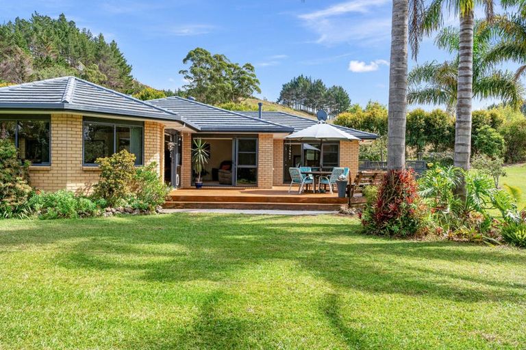 Photo of property in 99 Old Parua Bay Road, Abbey Caves, Whangarei, 0175
