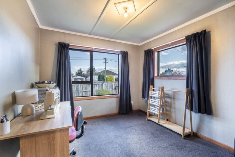 Photo of property in 69 Stobo Street, Grasmere, Invercargill, 9810