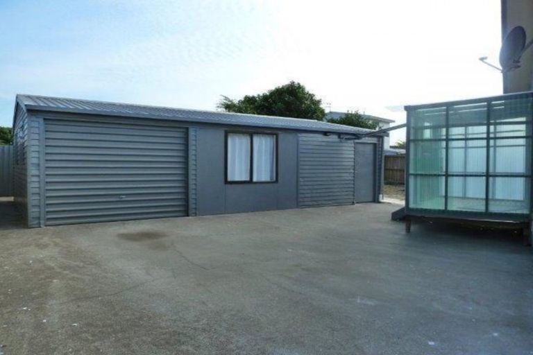 Photo of property in 203 Wordsworth Road, Manurewa, Auckland, 2102