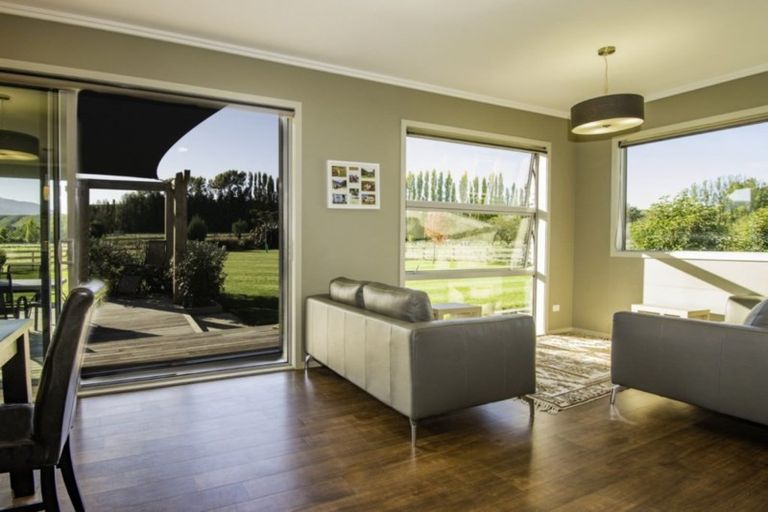 Photo of property in 25 Young Lane, Clyde, Alexandra, 9391