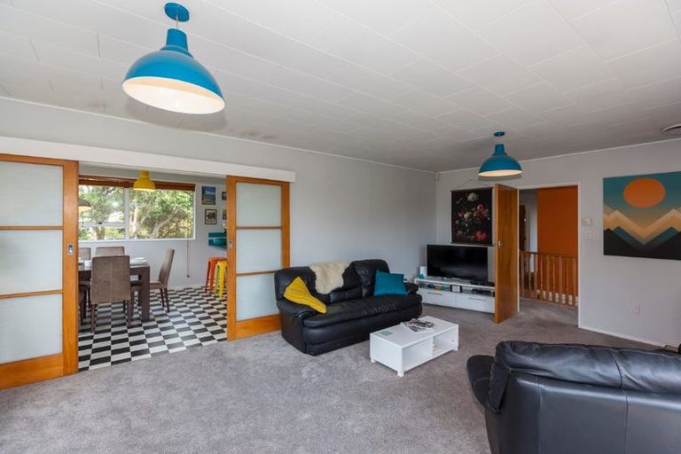 Photo of property in 34 Chums Road, Paraparaumu Beach, Paraparaumu, 5032