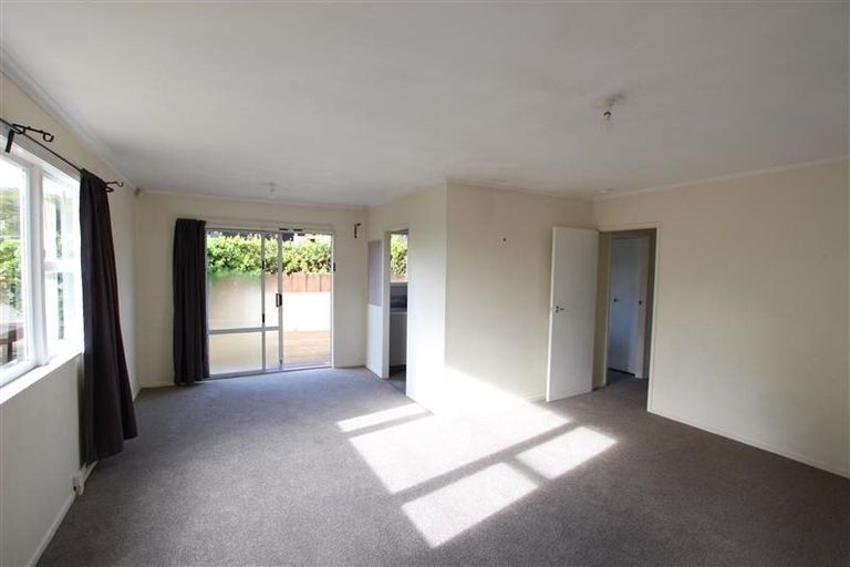 Photo of property in 2/21 Gardner Avenue, New Lynn, Auckland, 0600