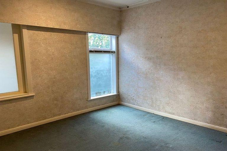 Photo of property in 98 Majoribanks Street, Mount Victoria, Wellington, 6011