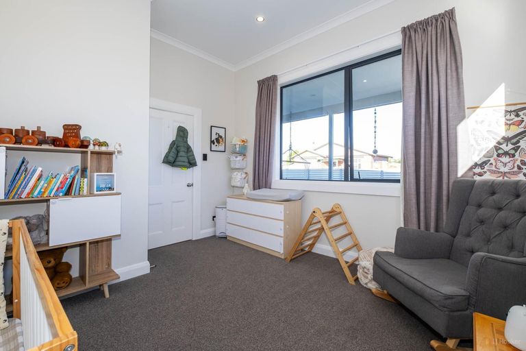 Photo of property in 23 Regent Street, West End, Timaru, 7910