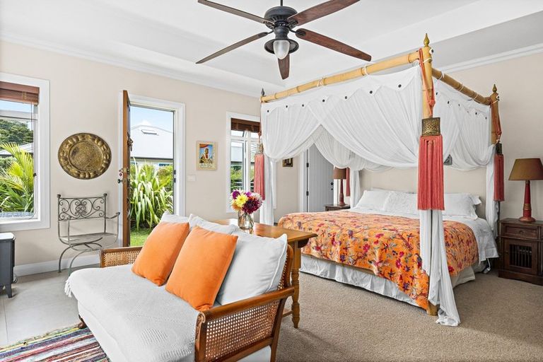 Photo of property in 28 Awanui Crescent, Matakana, Warkworth, 0985