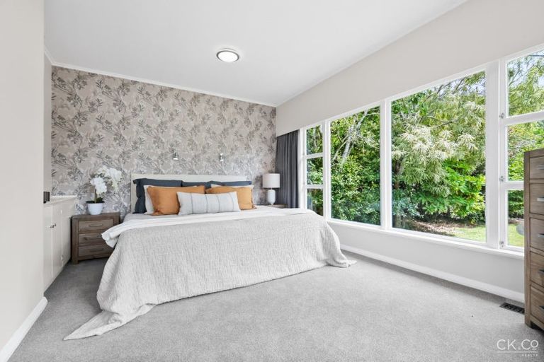 Photo of property in 465 Stokes Valley Road, Stokes Valley, Lower Hutt, 5019