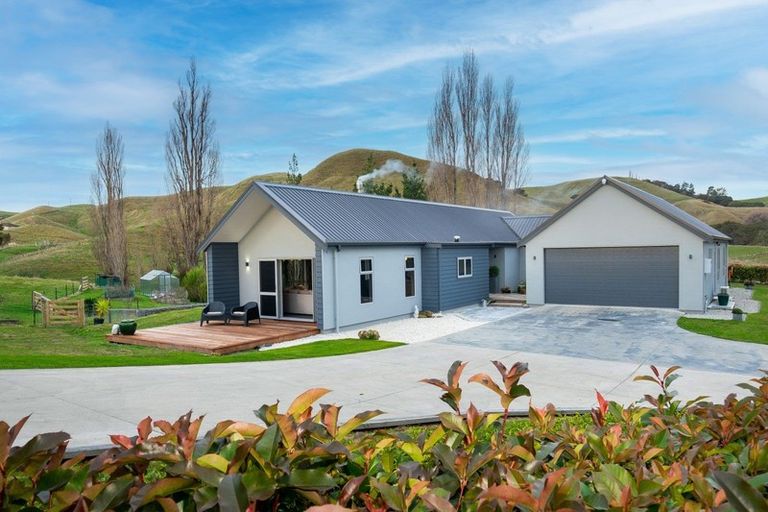 Photo of property in 1567 Puketitiri Road, Puketapu, Napier, 4184