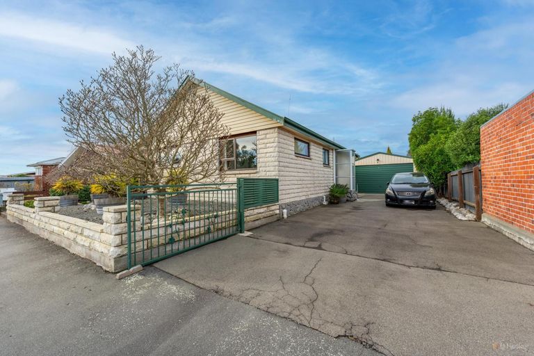 Photo of property in 19 Oxford Street, West End, Timaru, 7910