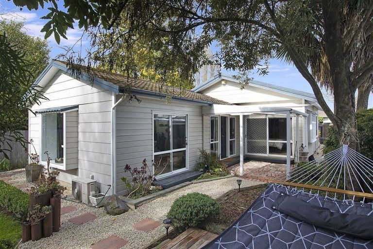 Photo of property in 533 Cranford Street, Redwood, Christchurch, 8051