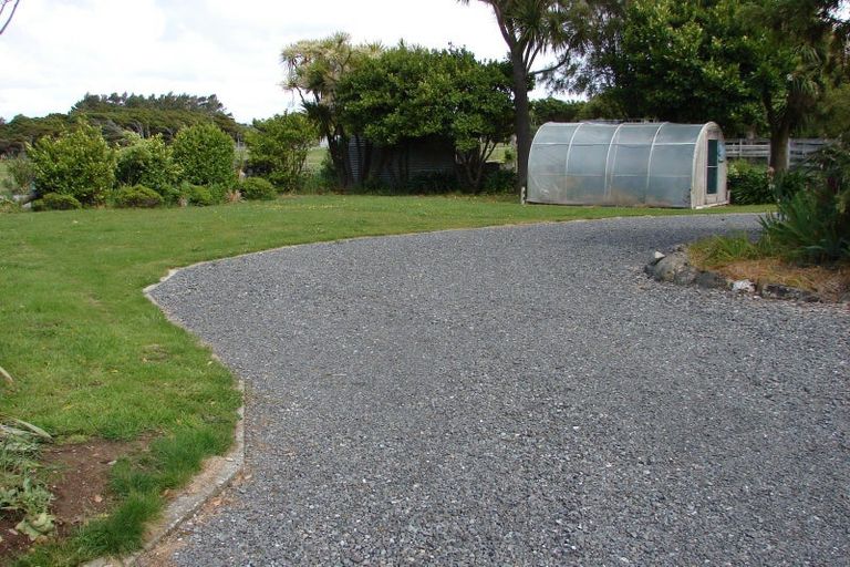 Photo of property in 242 Oreti Road, Otatara, Invercargill, 9879