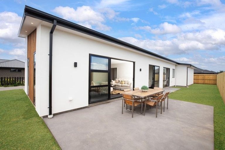 Photo of property in 38 Agathis Crescent, Wigram, 8025