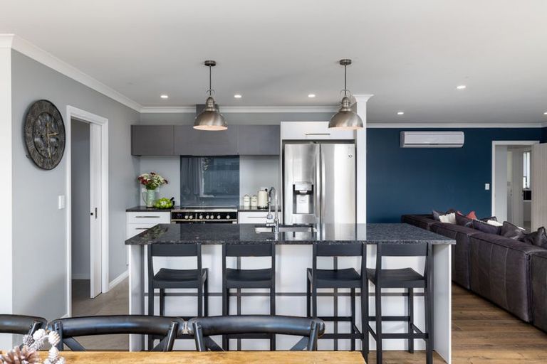 Photo of property in 14 Ballinger Place, Kaiapoi, 7630