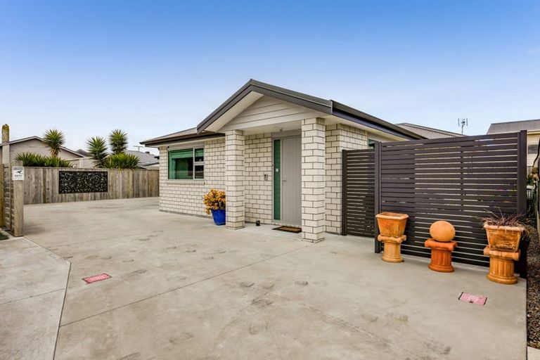 Photo of property in 12a Morrissey Street, Hawera, 4610