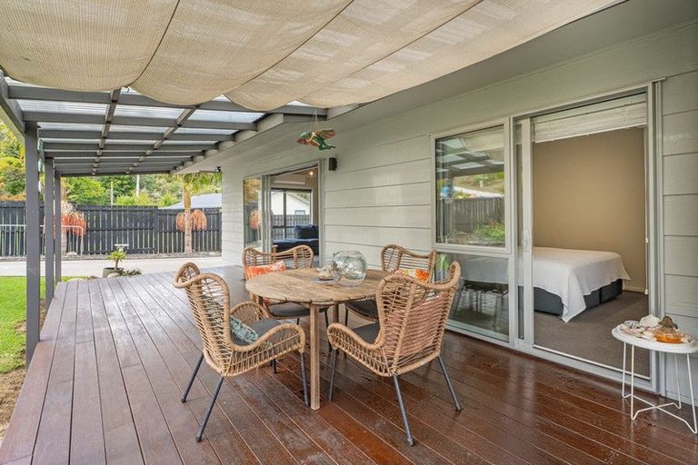 Photo of property in 3 Ocean Beach Road, Tairua, 3508