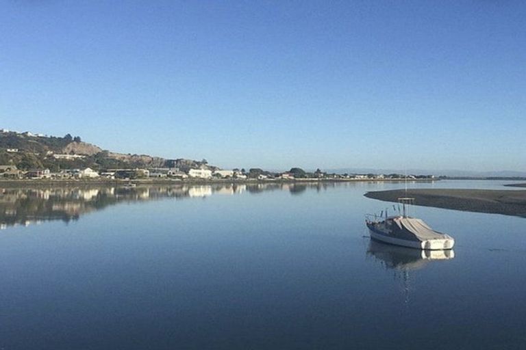 Photo of property in 27 James Street, Redcliffs, Christchurch, 8081