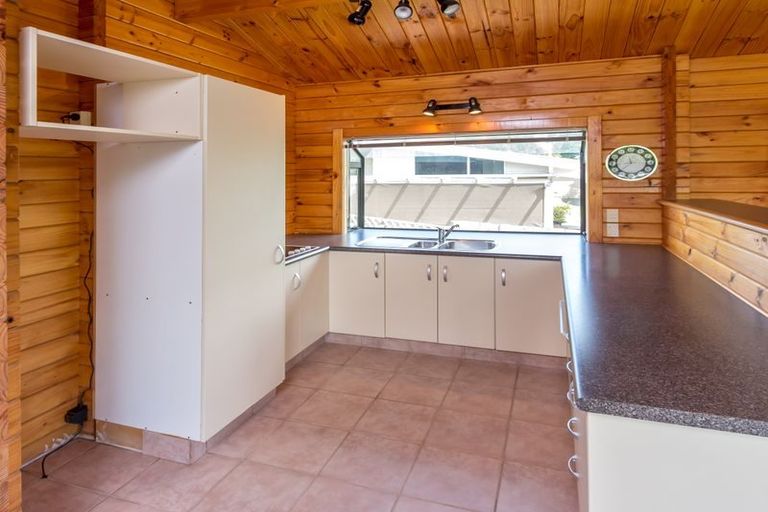 Photo of property in 1/40 Drake Street, Howick, Auckland, 2014