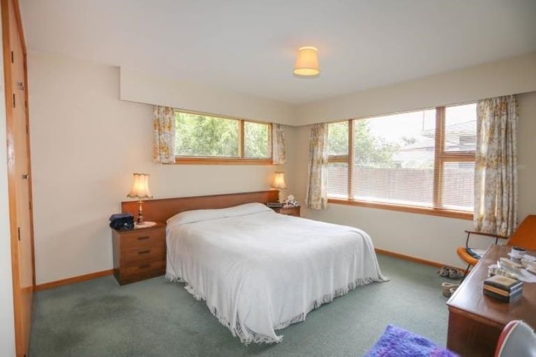 Photo of property in 21 Reading Street, Upper Riccarton, Christchurch, 8041