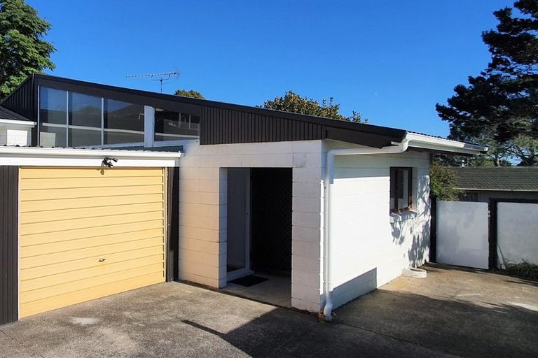 Photo of property in 3/28 Salisbury Road, Birkdale, Auckland, 0626
