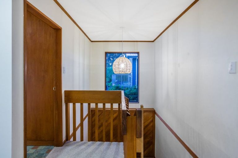 Photo of property in 8 Pukerua Beach Road, Pukerua Bay, 5026