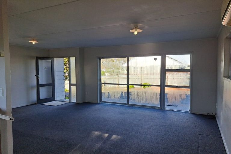 Photo of property in 11 Mcshane Street, Pukekohe, 2120