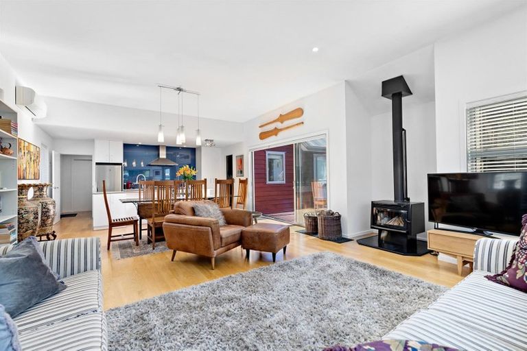 Photo of property in 18 Redfern Terrace, Arthurs Point, Queenstown, 9371