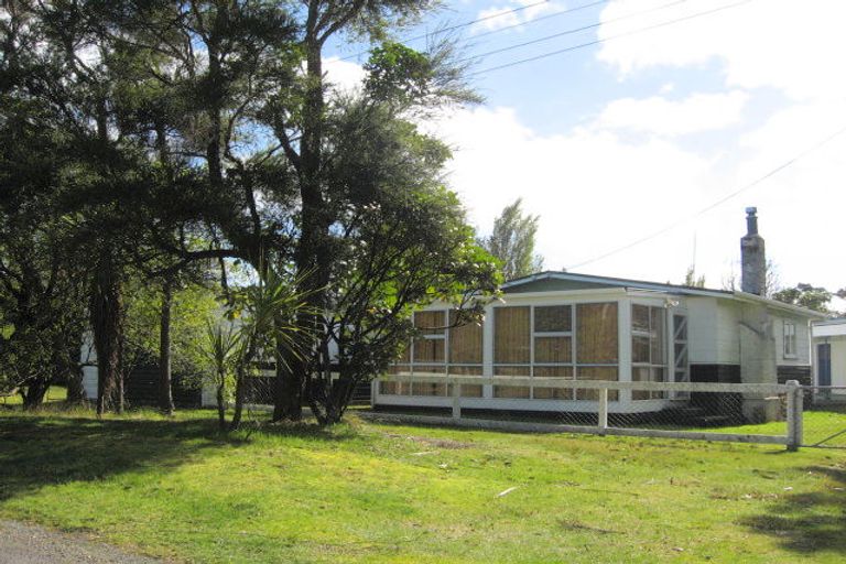 Photo of property in 2 Kapua Street, Tauranga Taupo, Turangi, 3382