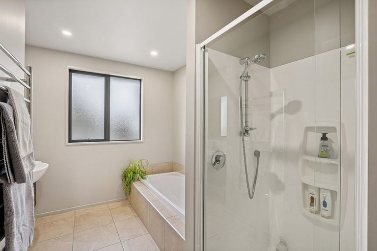 Photo of property in 27 De Bettencor Place, Mount Pisa, Cromwell, 9383