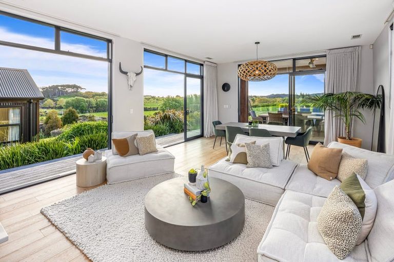 Photo of property in 56 Hull Road, Waitoki, Kaukapakapa, 0871