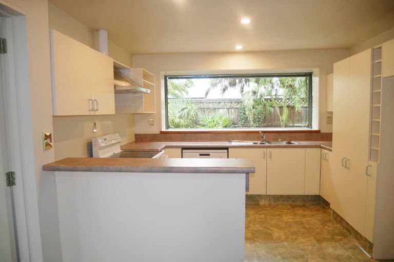Photo of property in 263 Eastern Terrace, Sydenham, Christchurch, 8023