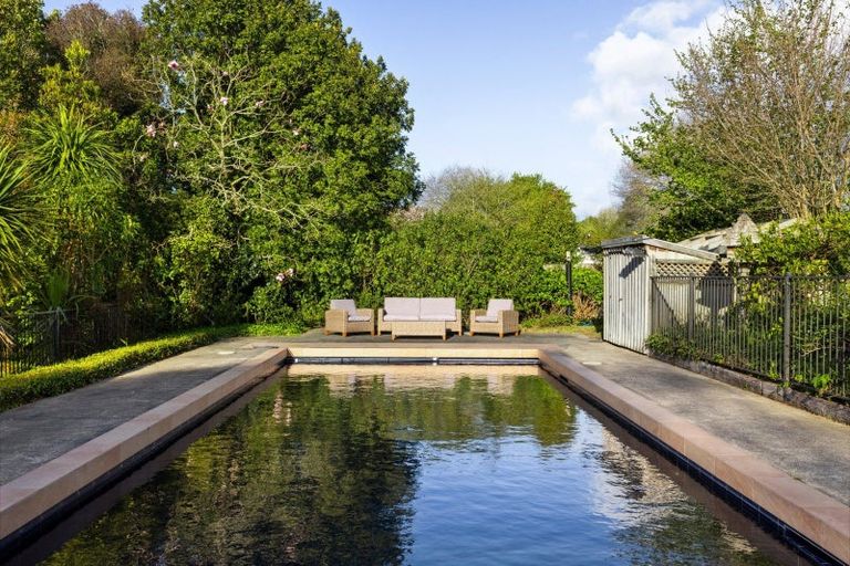 Photo of property in 23 Dalbeth Place, Matangi, Hamilton, 3284