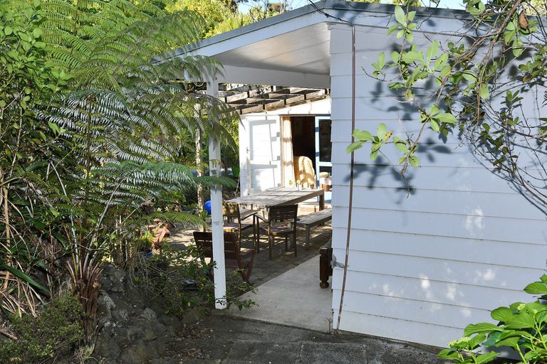 Photo of property in 61 Goat Island Road, Leigh, 0985