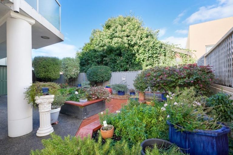 Photo of property in 29 Hardinge Road, Ahuriri, Napier, 4110